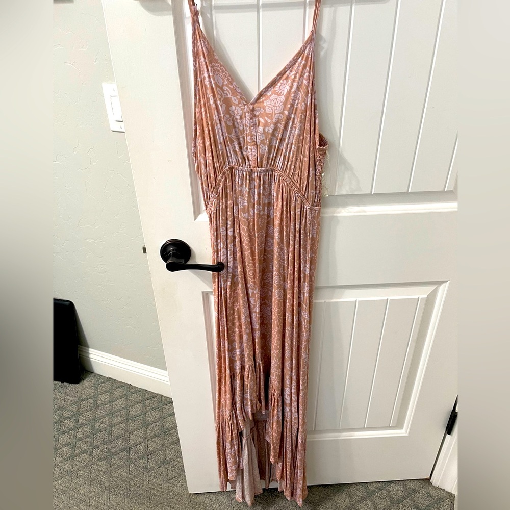 Forever 21 hi lo
Dress